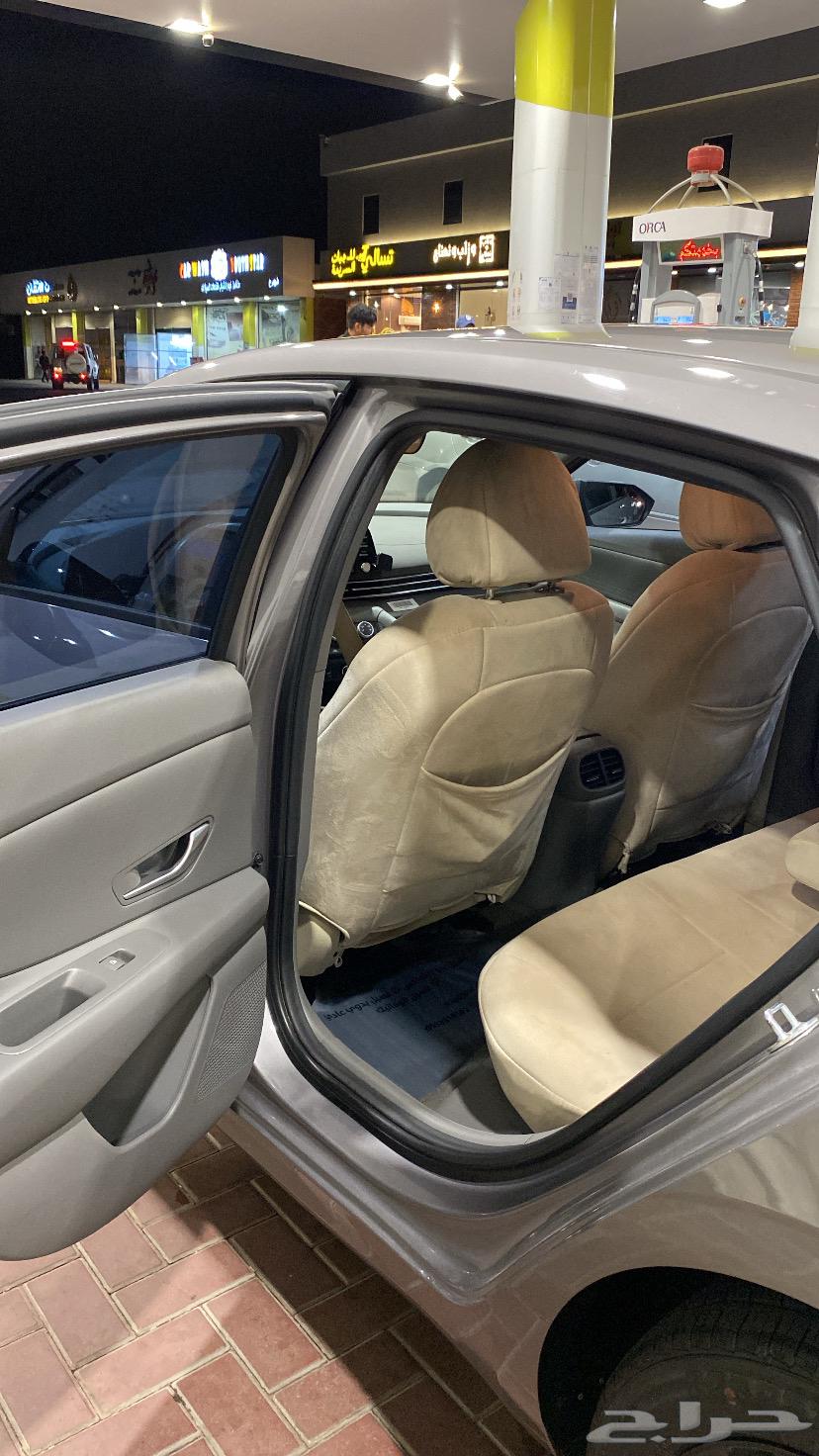 Intrah 202364345135584770113