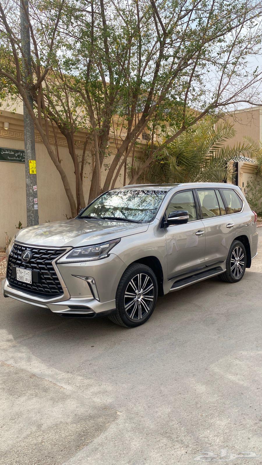 لكزس 2018 سعودي فل كامل64338242372994113