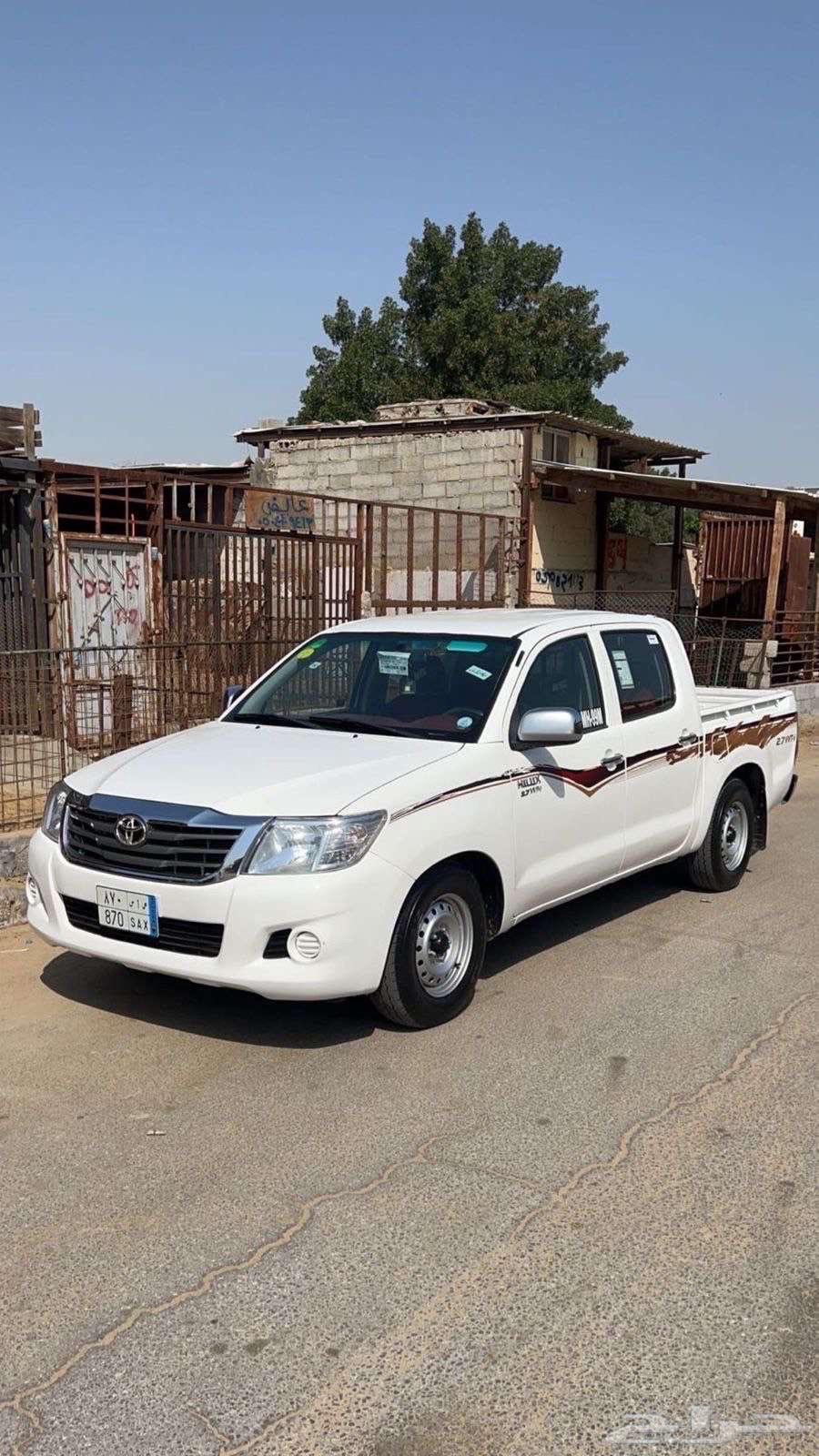 HiLux64344687437699111
