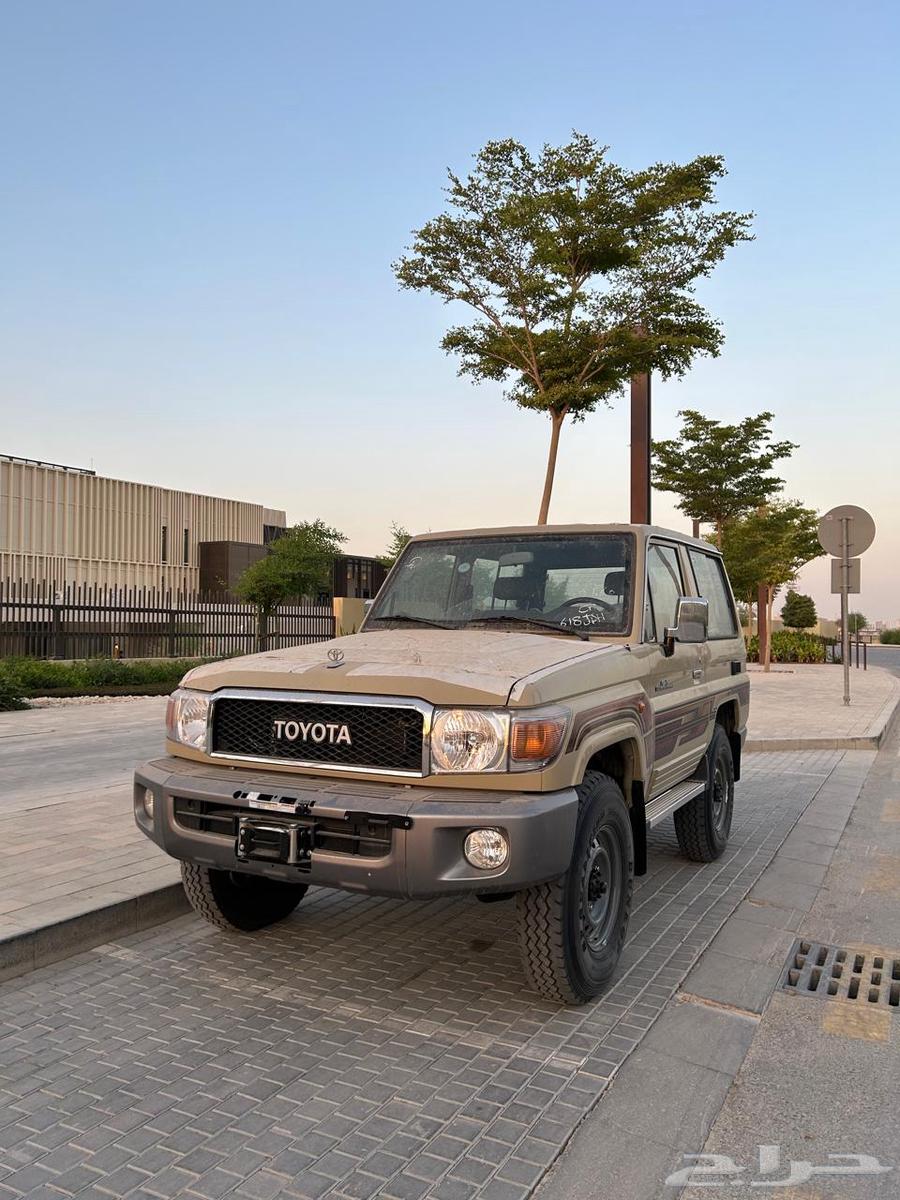 مطلوب ربع بيج من 17 الين 23 يصير نظيف وحليو وبسعر معقول64345180169346110