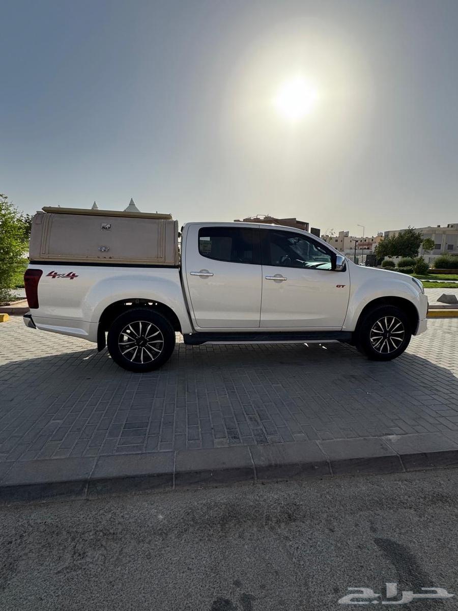 Isuzu D-Max GT Full64342877425282112