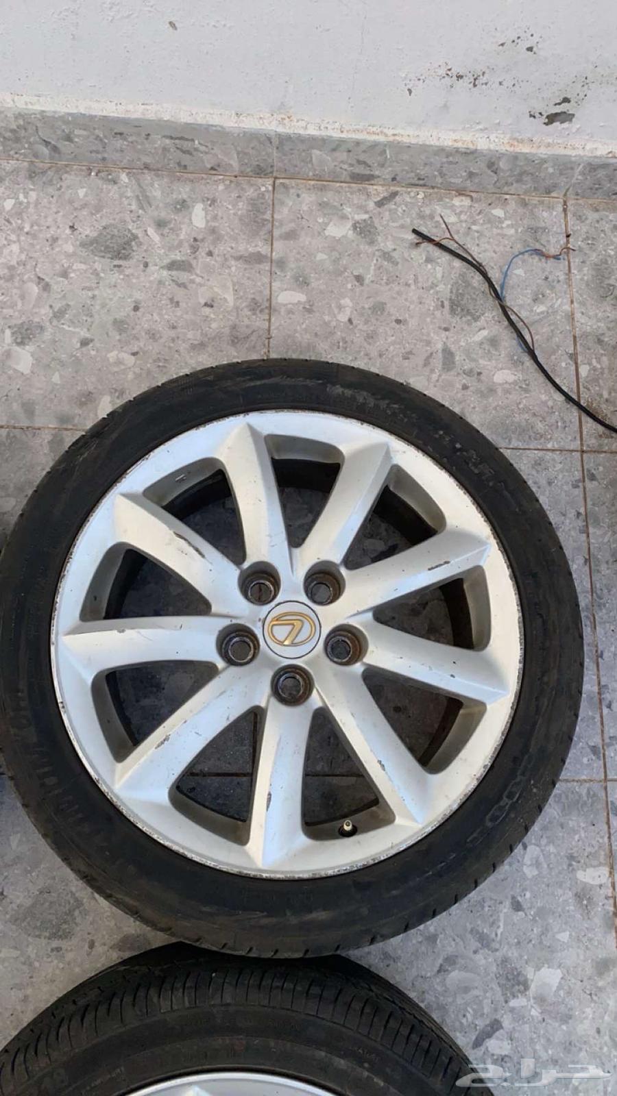 جنوط لكزس مقاس1864348743535106114