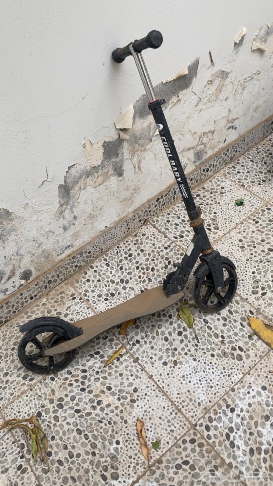 A small all-iron scooter, I want fifty riyals for it. Location: Jazan, District 664112003467395110