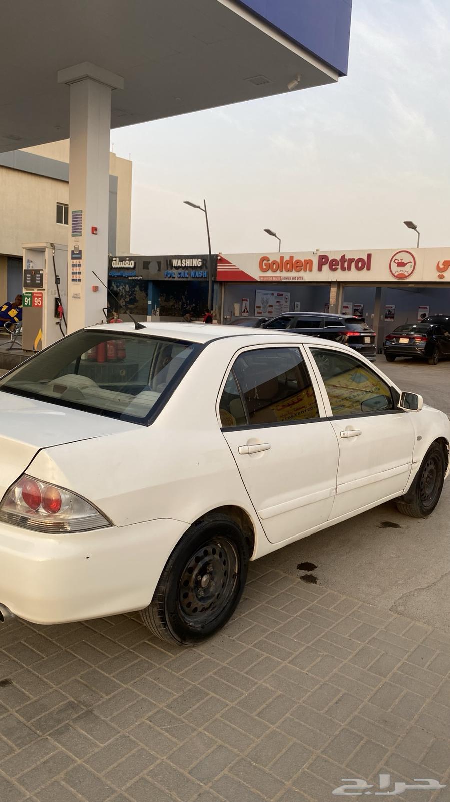 ميتسوبيشي لانسر 200964355537497474113