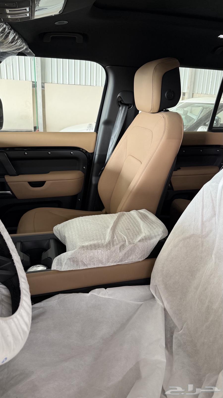 Land Rover Defender (HSE) Full Option 6 Cylinder 2025 (Lowest Price)64329244966147114