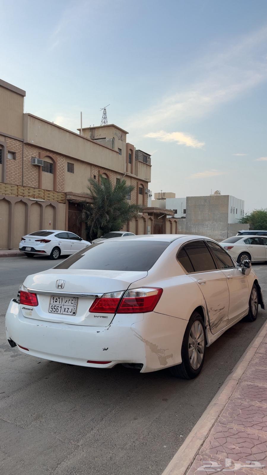 للبيع على السوم هوندا اكورد 201564355873885826114