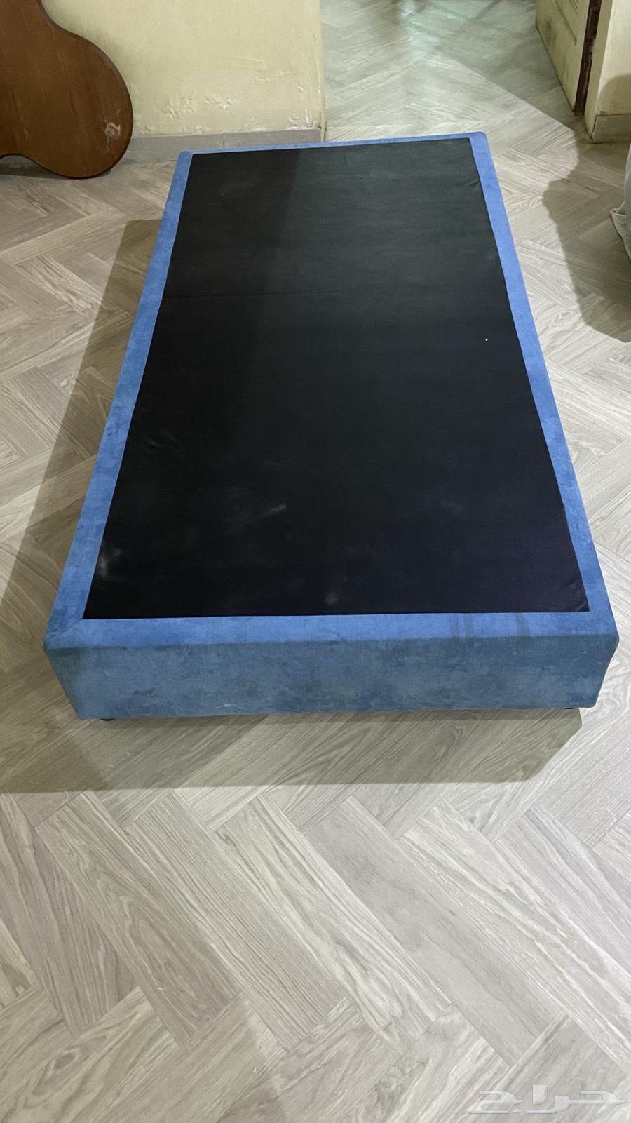 Bed64119368066562112