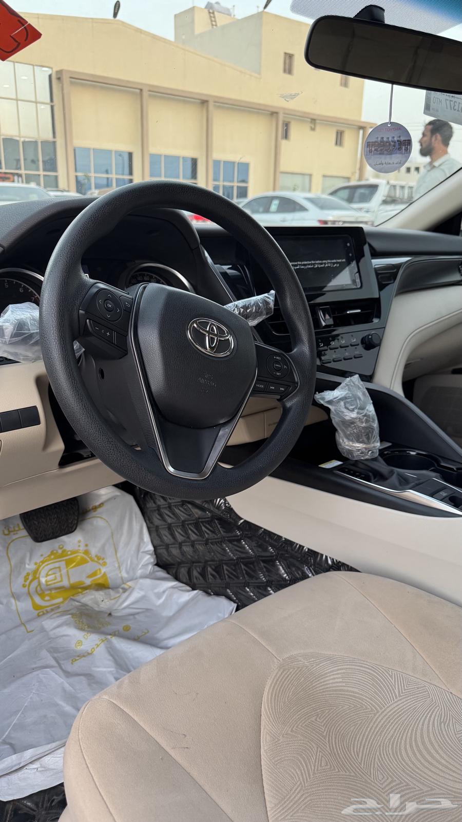 Camry 2464357320784514113