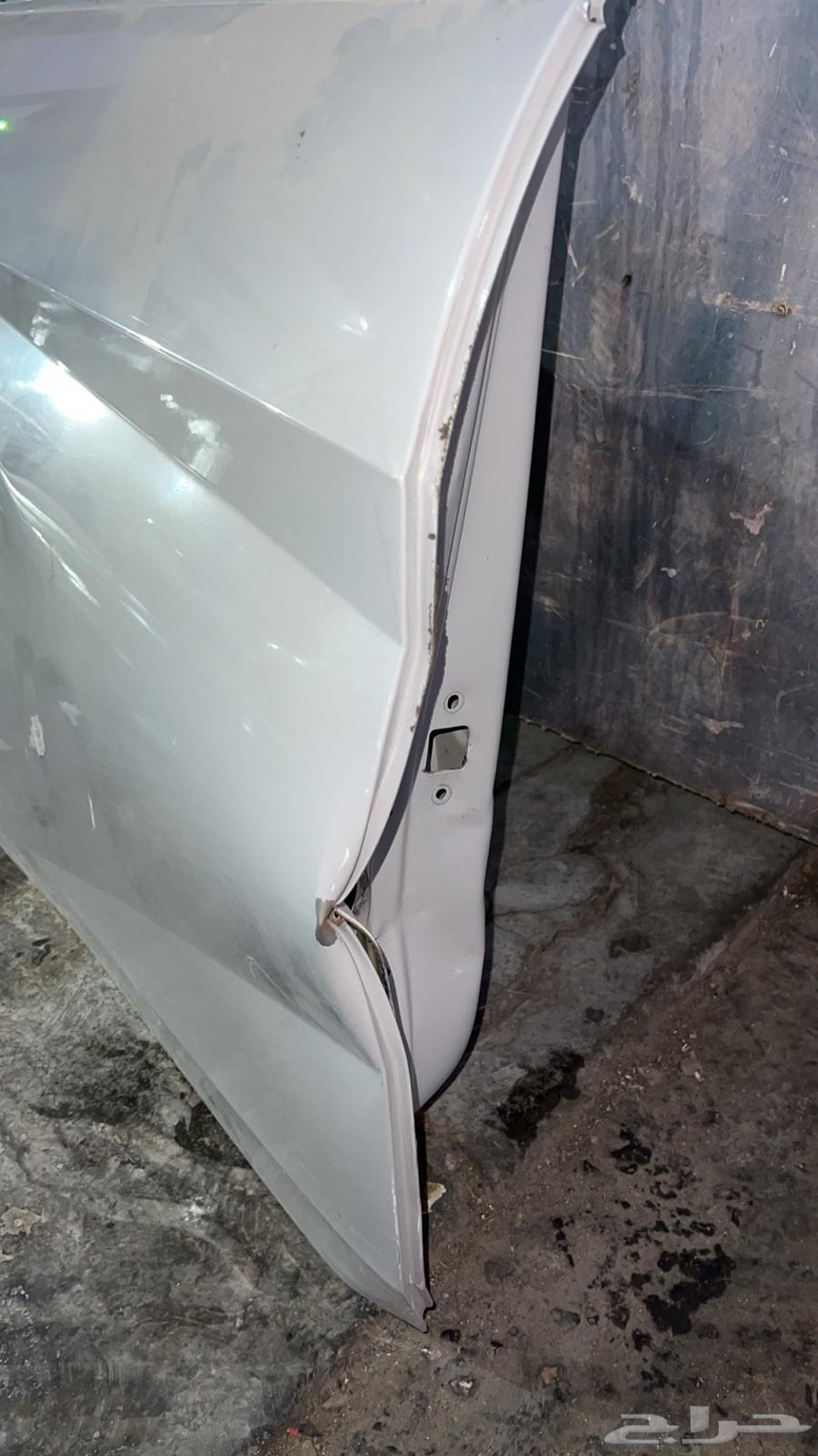 البيع باب خلفي يمين انترا 2022 فيه ضربه خفيفه64357172394627110