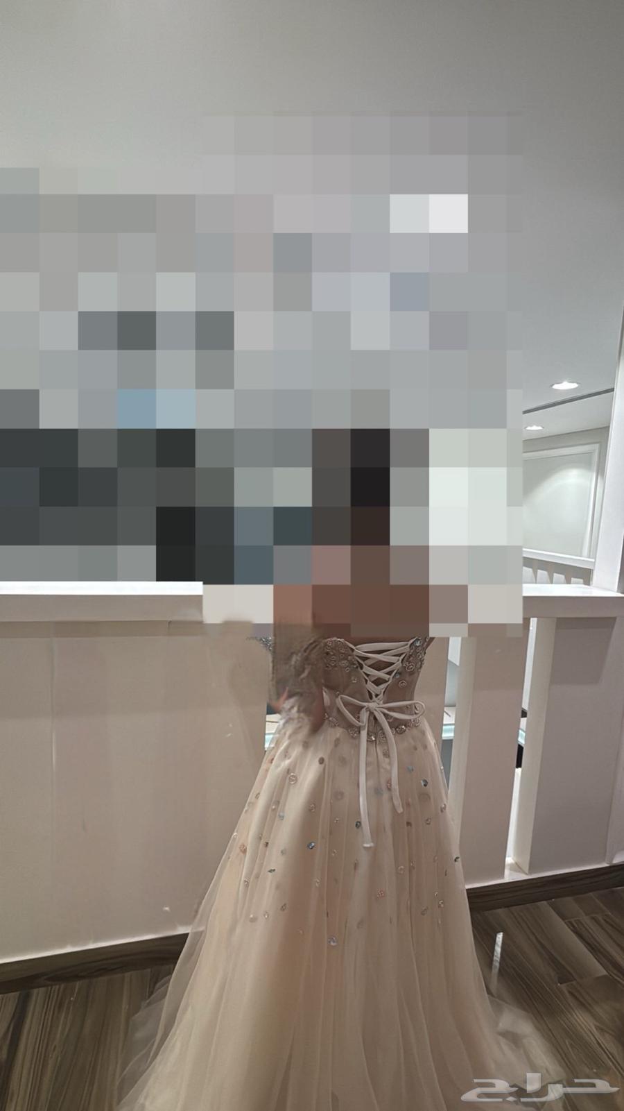 فستان للبيع ب 800 ريال64098006970497111