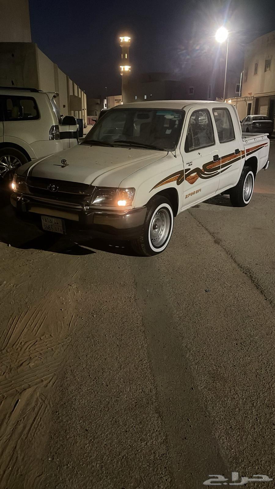 هايلوكس 200364347646887554111