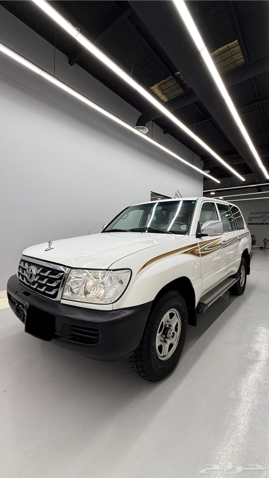 لاندكروزر هدد 2007 قير عادي فل كامل64357733076482112