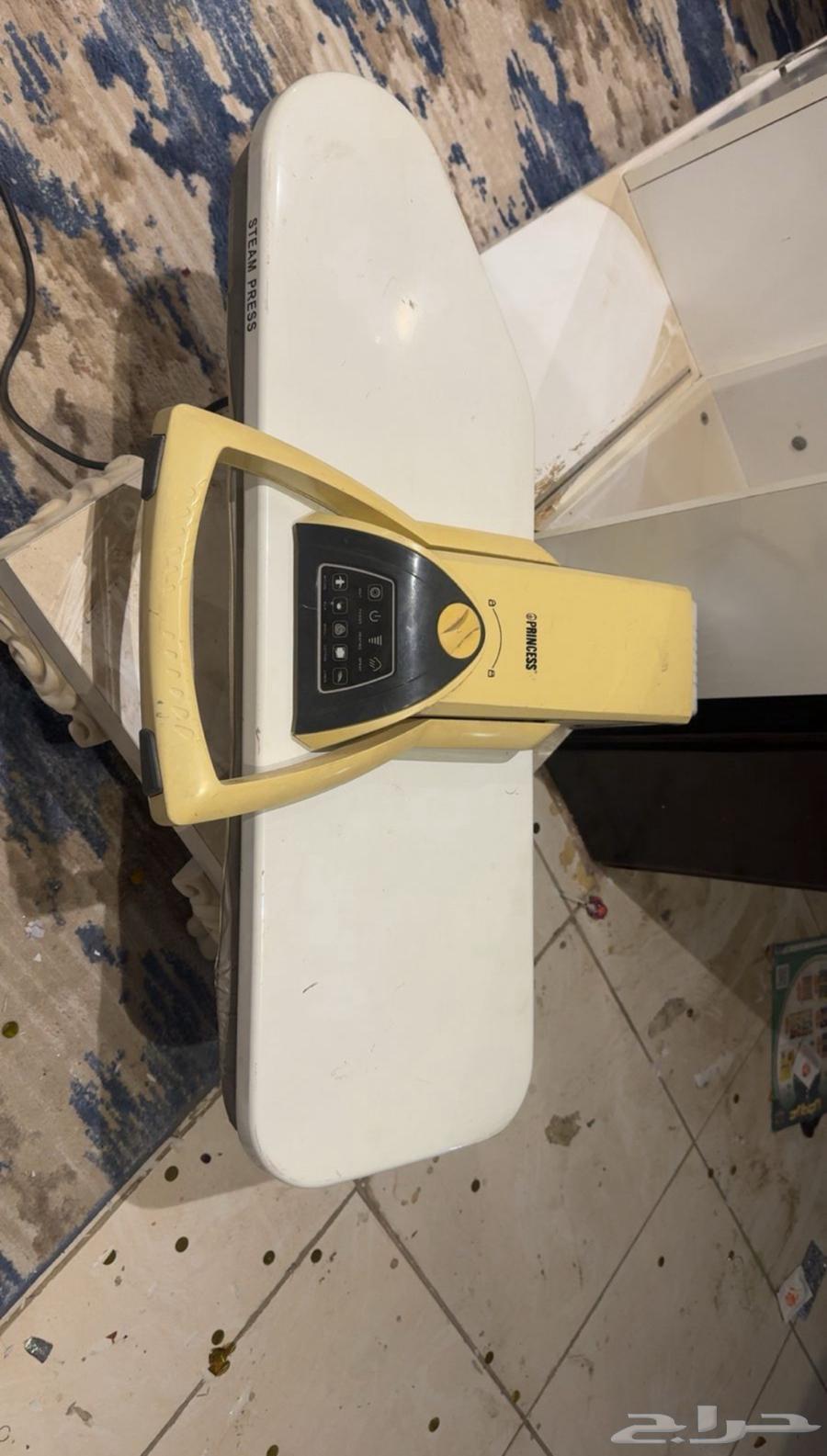سير كهربائي و مكواة البخار64106169318402111