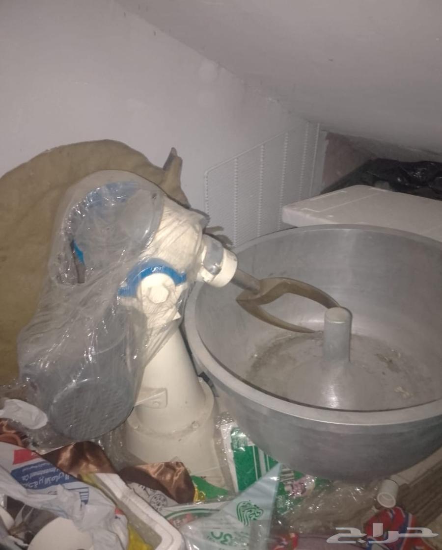 Restaurant dough mixer64112866490243111