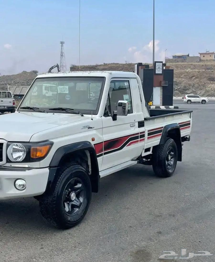 شاص ابيض 70 عام فل كامل 202364358670035329110