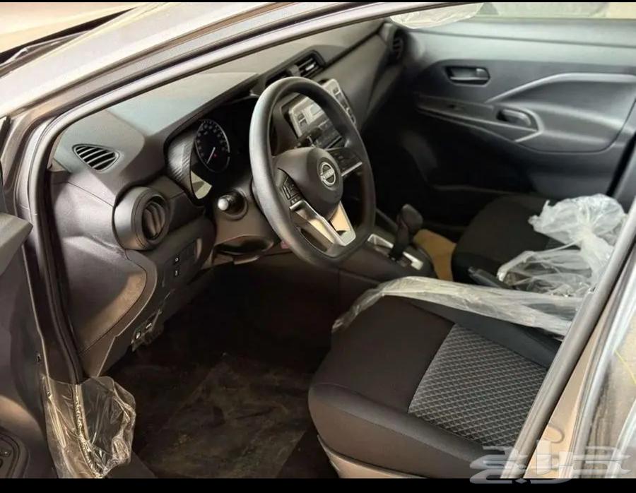New model, black color, cash and bank sales63618054847361113