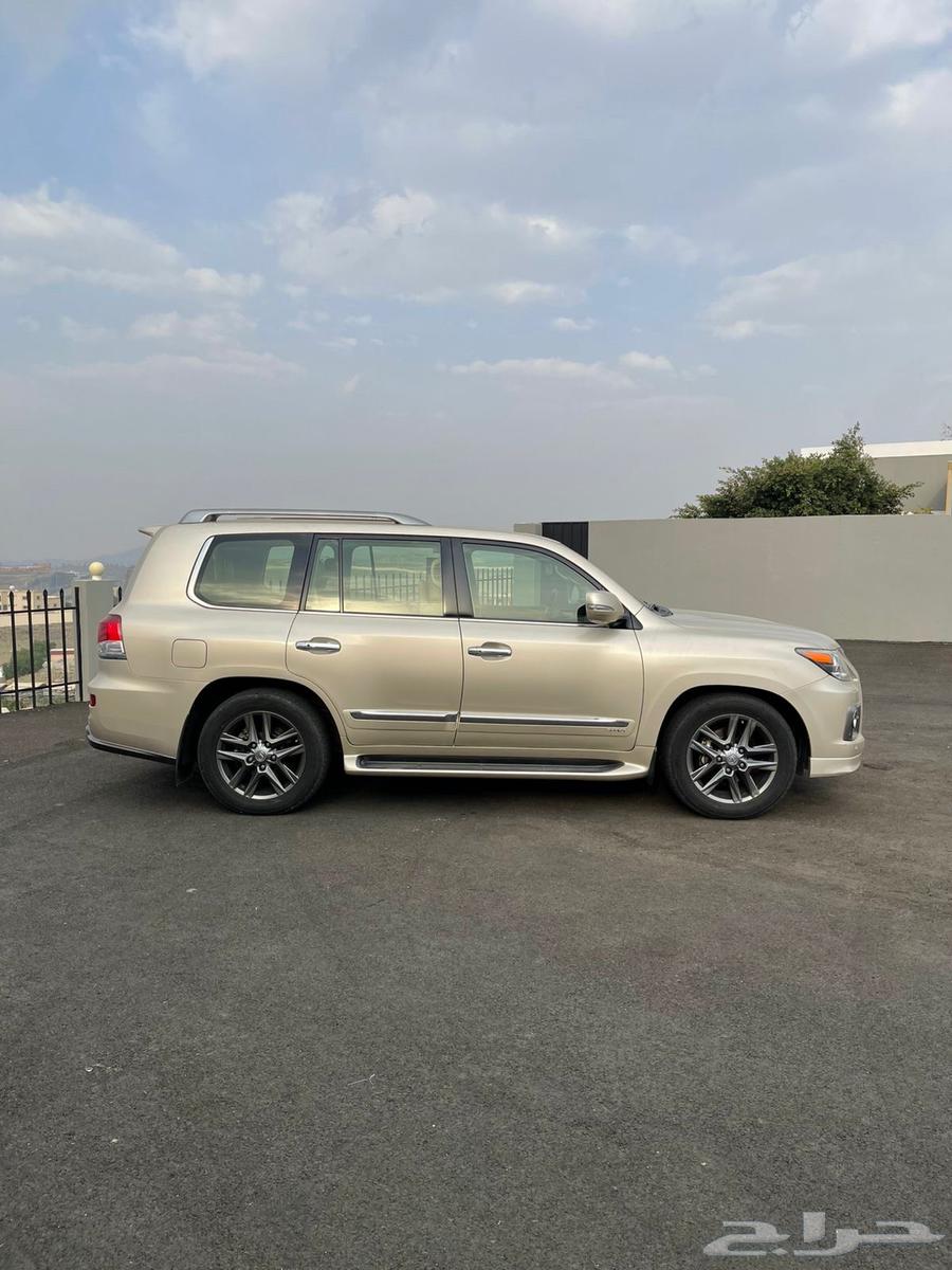 2014 Lexus Sport on sum64358627036803110