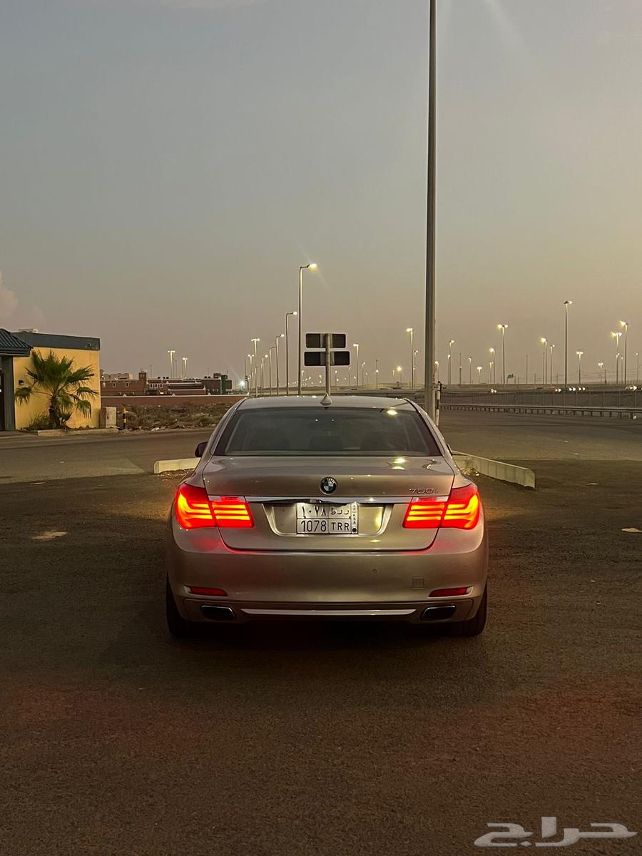 بي ام 750 موديل 201164352612791810111