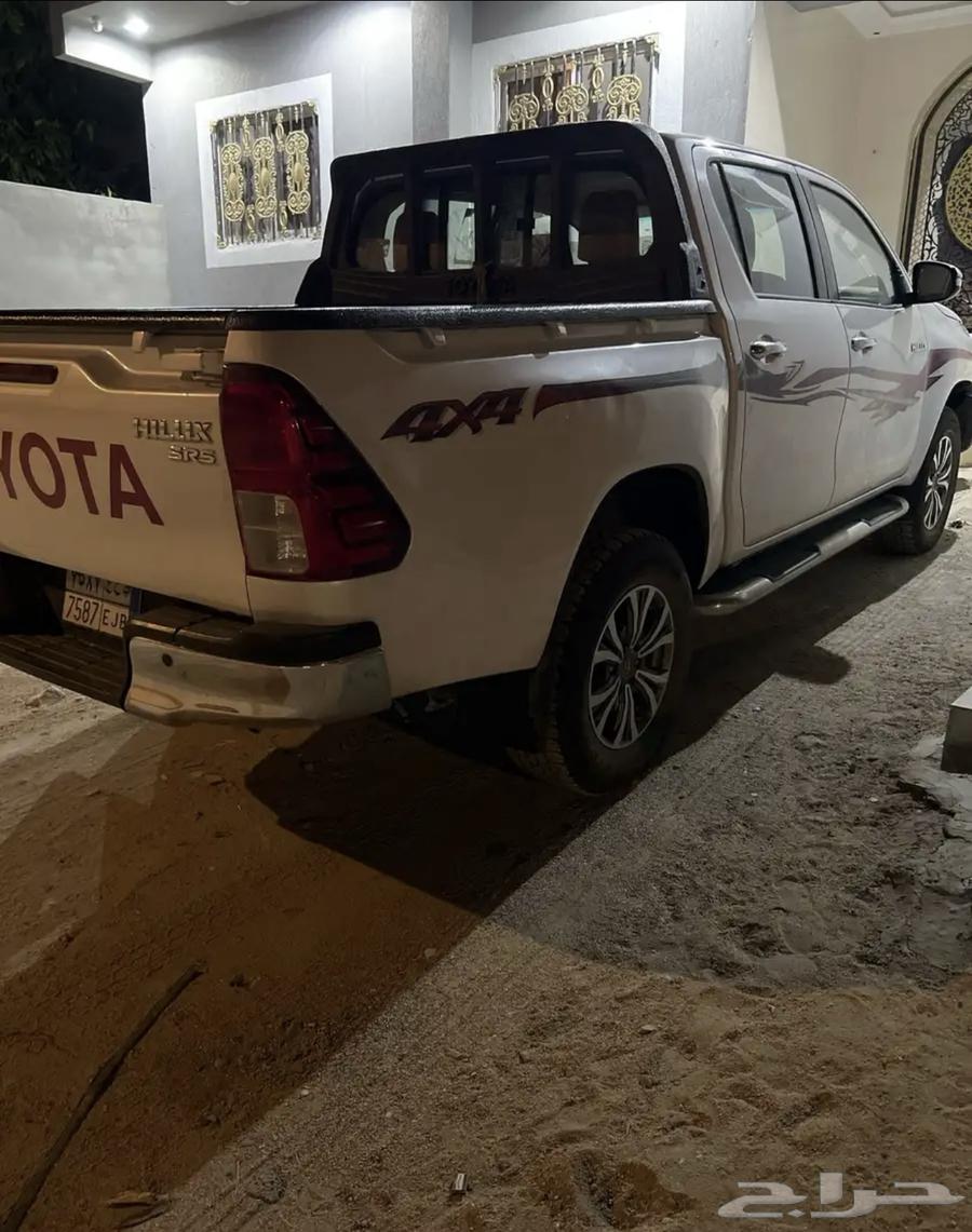 HiLux 201764356762748675113