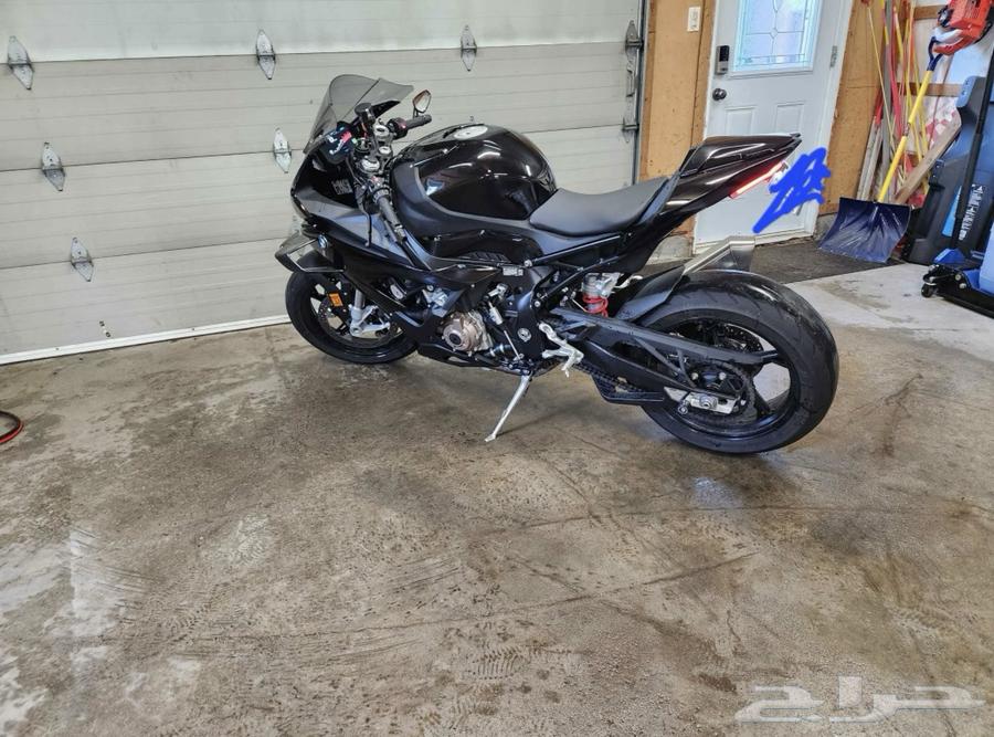 للبيع دباب BMW s1000rr 2022 بحالة الوكالة64352504745858113