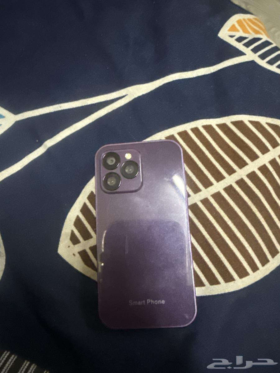 Purple-colored Smart iPhone mobile phone64099484596098110