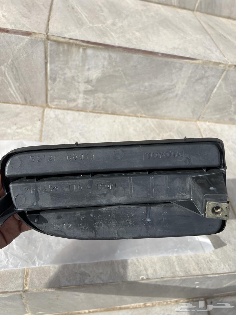 اغطية كشافات لاند كروزر من 98الى 2002 اصلي وكالة مستخدم64347967846146112