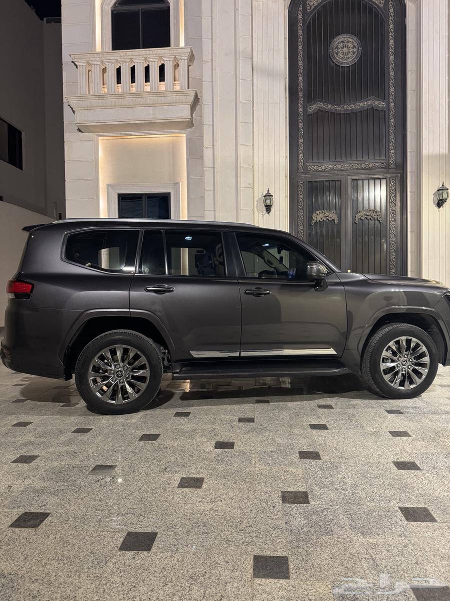 جيب لاندكروزر GXR L564355946527105110