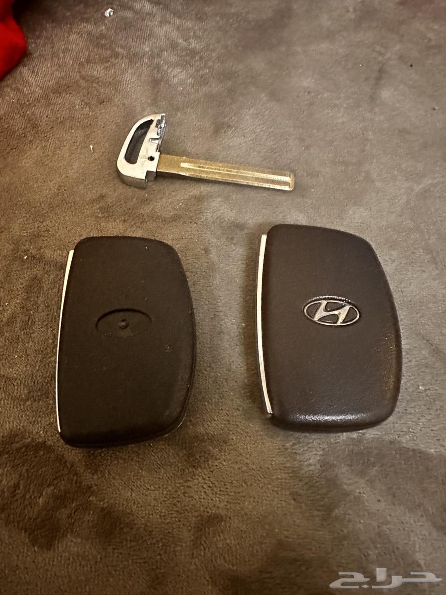 New Elantra key with lights and carbon brushes64347851705091111
