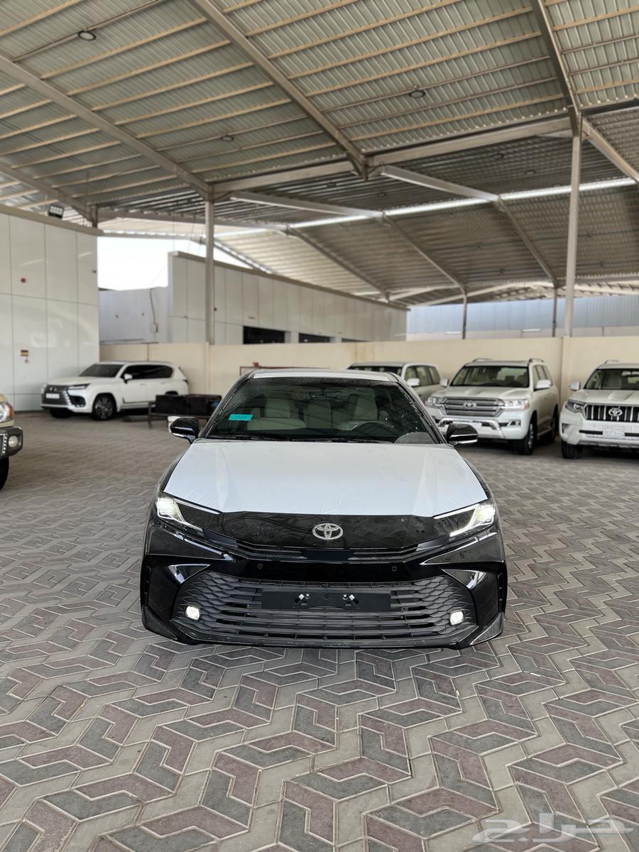 تويوتا كامري 2025   LE سعودي اصفار صادر لوحات64349726711683110