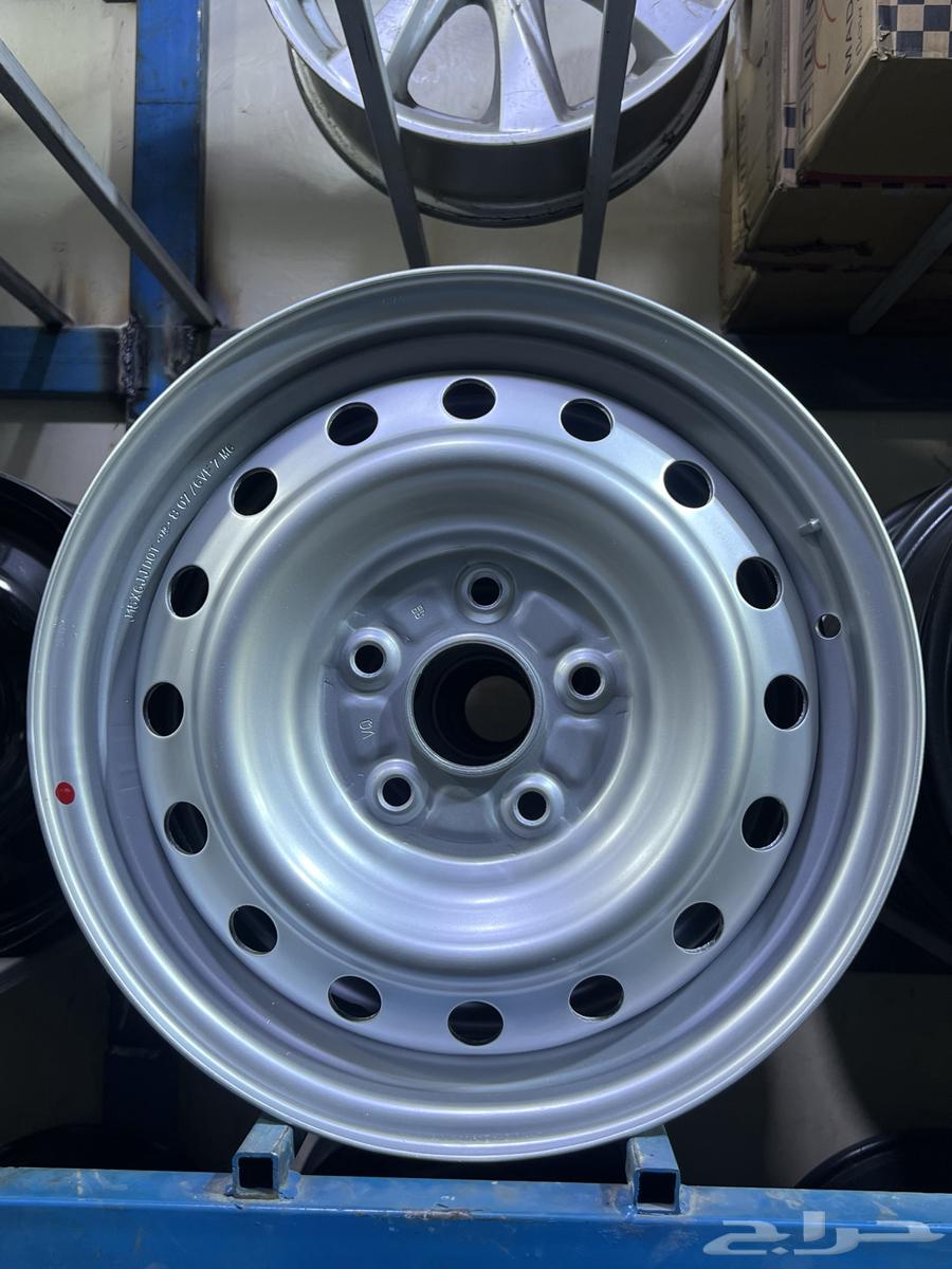 جنوط هايلكس 2015 مقاس 15 اصلي وكالة64350458613763110