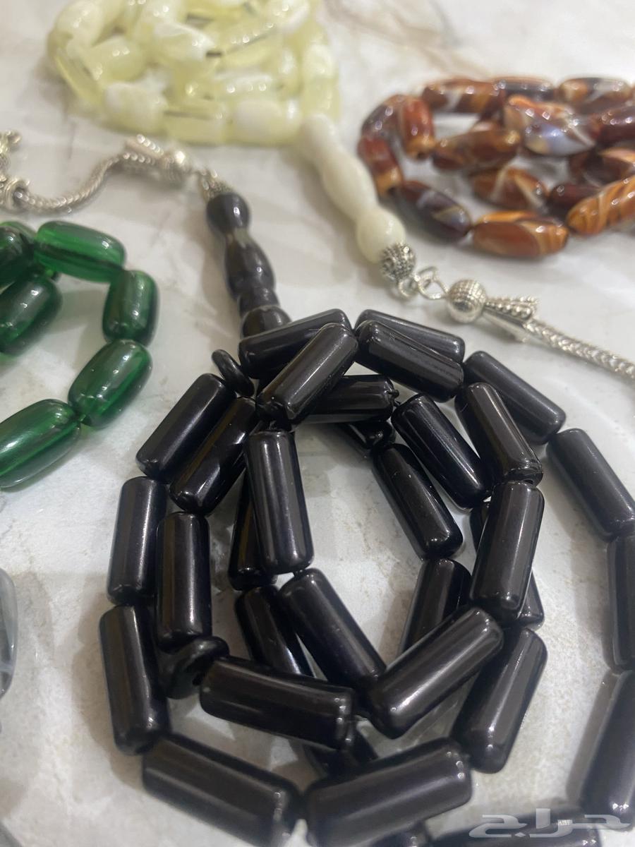 Elegant and unique prayer beads with 33 beads and silver spacer64119838523266113
