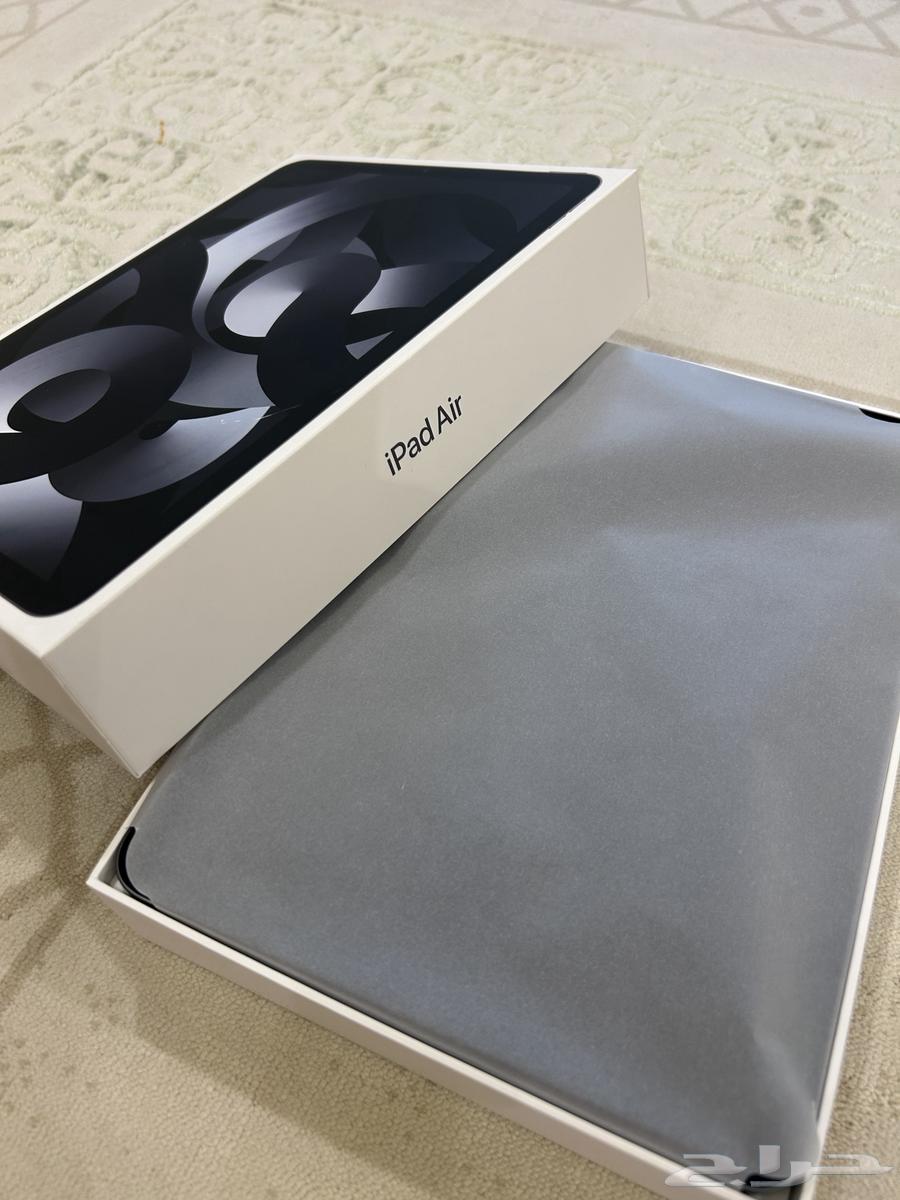 ايباد اير 10.9 الجيل الخامس واي فاي مستعمل الشاشه مكسوره64099711193987110