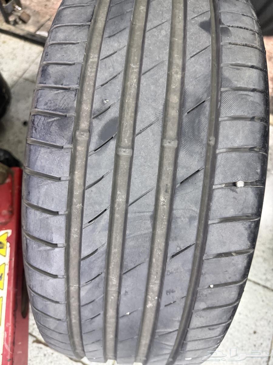 Used tires, almost new, size 1864356573240706114