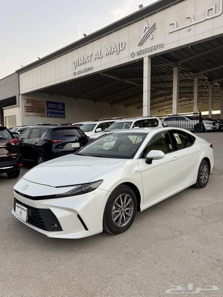 للبيع تويوتا كامري 2025 - ستاندر هايبرد - عداد 4 الف فقط64356193976577112