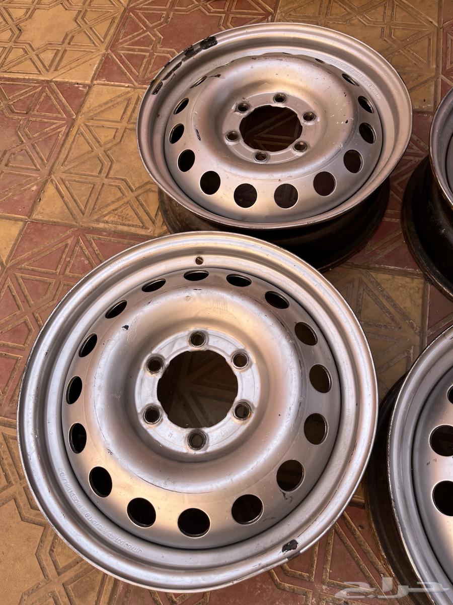 جنوط هايلكس تركب من موديل16 الى 25 جنوط اصليه حقت البلد64357041372418111