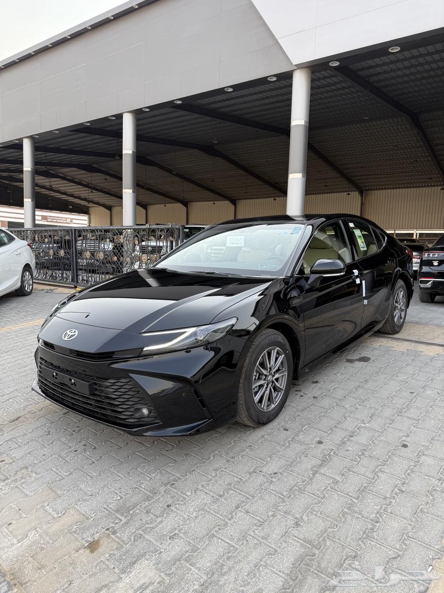 تويوتا كامري 2025 ستاندر اسود64355216639873112