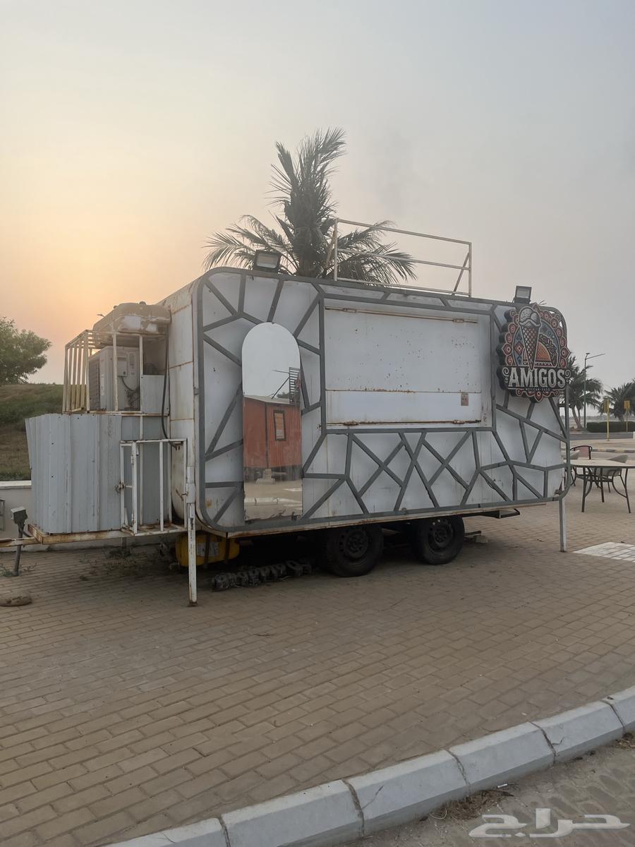 فرصة ذهبية فود تراك64351851569154112