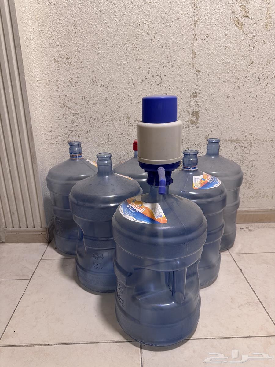 Bed, AC, and Bottles64113230788353112