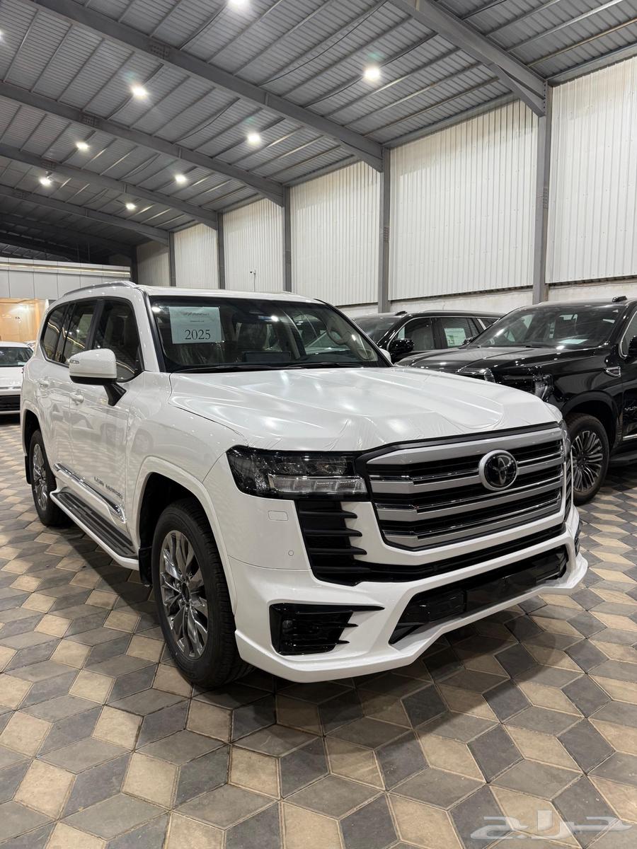 تويوتا لاندكروزر 2025 GXR L5 بطاقه جمرك64354105908866112