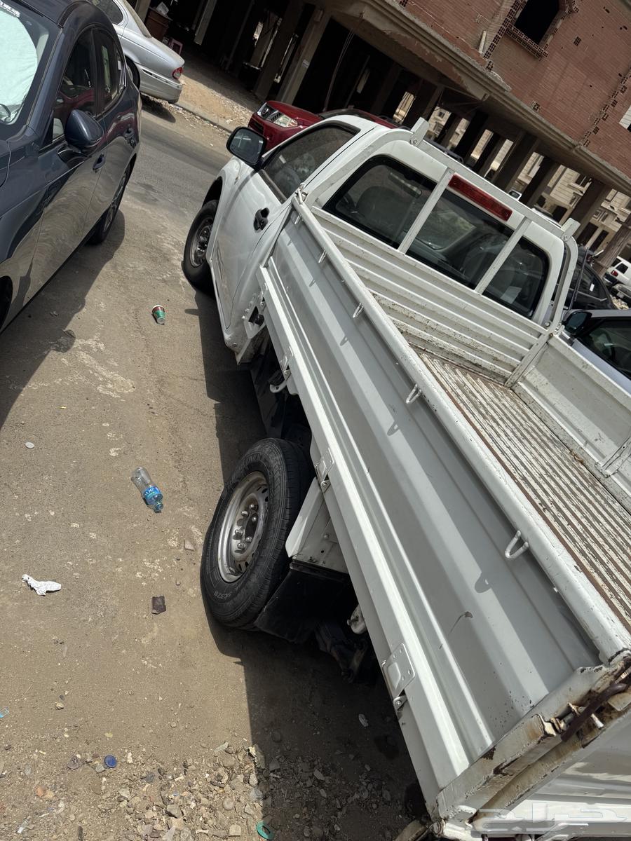 Isuzu D-Max64351063729410112