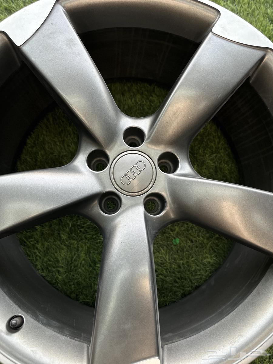 جنوط اودي 2016 A8 مقاس 21 أصلي وكالة قمه في النضافة64349923665665113