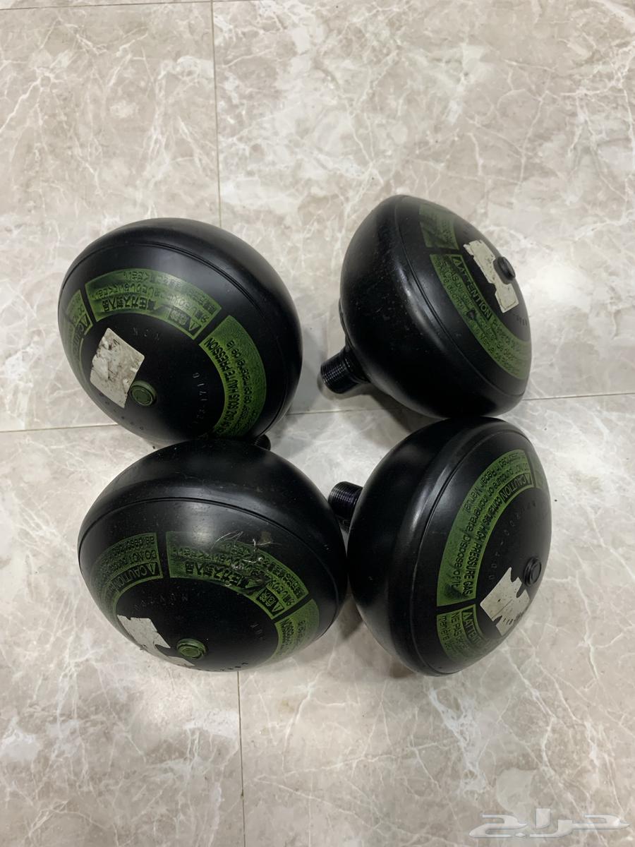 كور او بالونات هيدروليك لاندكروزر مستعملة نظيفة64347050178691110