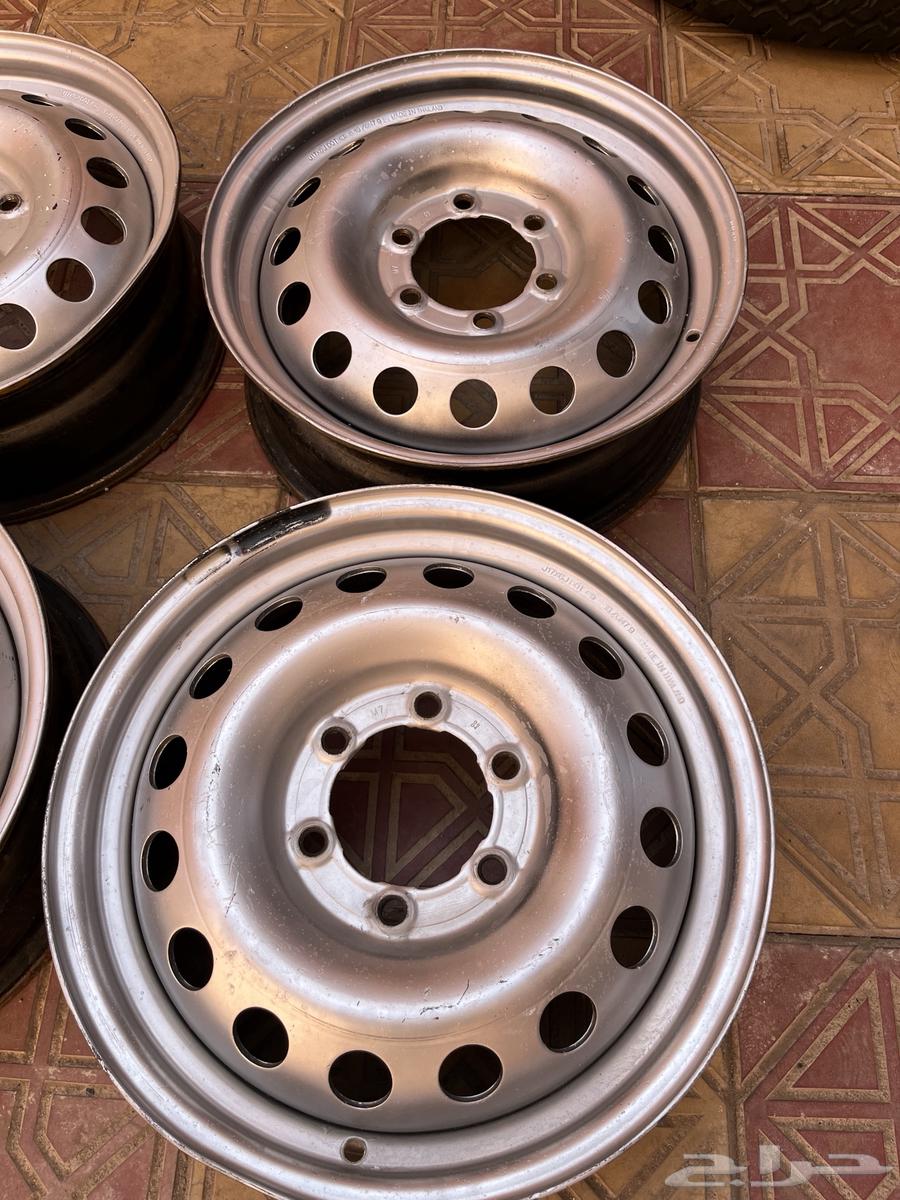 جنوط هايلكس تركب من موديل16 الى 25 جنوط اصليه حقت البلد64357041372418112