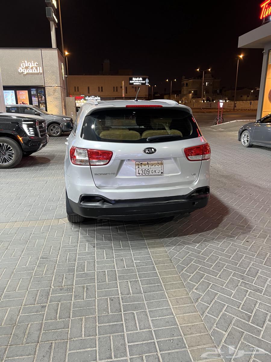 جيب كيا سيرنتو 201564354592949251112