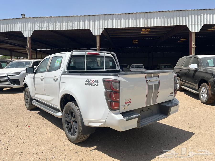 Isuzu D-Max 2025 GT (Alissa Import)64348567512705113