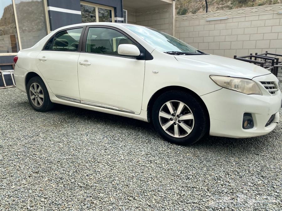 للبيع كورولا 201364351683932802114