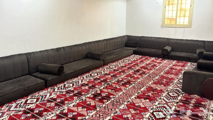 Floor seating sofas63615659599361111