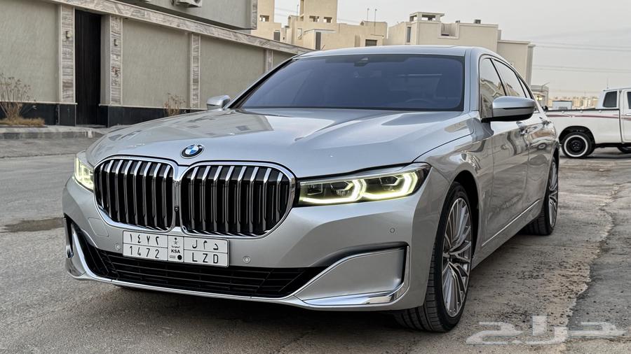 بي ام دبليو 2020 730 ( بحالة الوكالة ممشى 76 ) موصفات خاصة64347676427138113