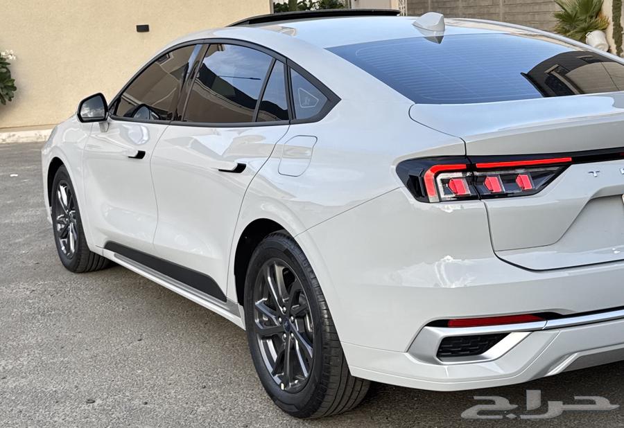 فورد تورس امبيانتي 202564355537592323112