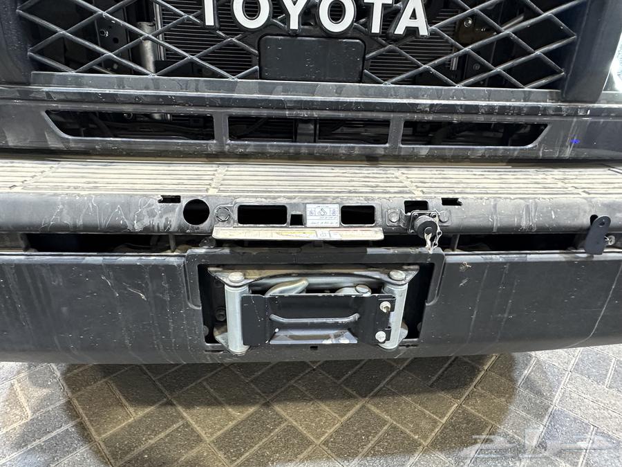 جيب لاندكروزر 2025 بنزين فل كامل سعودي 5 ابواب64357835574274114